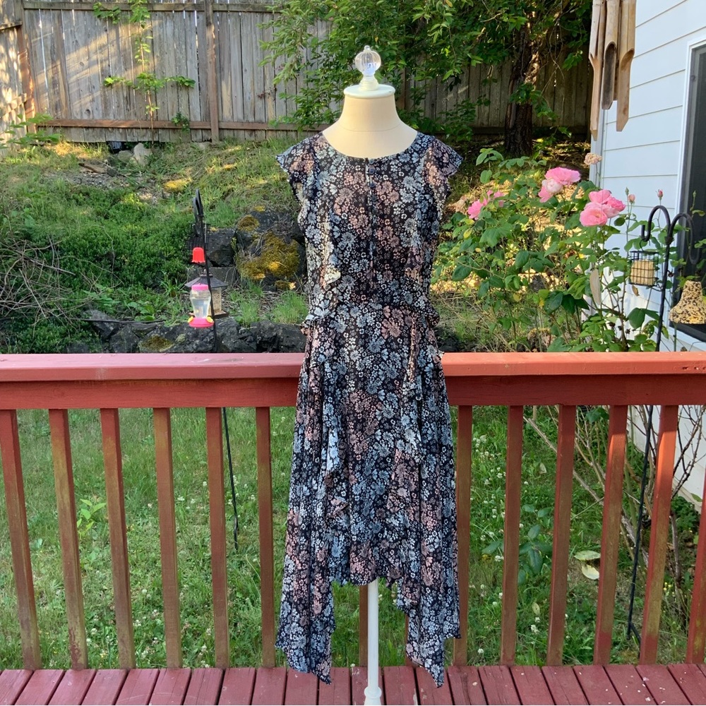 Belle Sky Boho Floral Ruffled Midi Dress Size Small Handkerchief Hem Bohemian